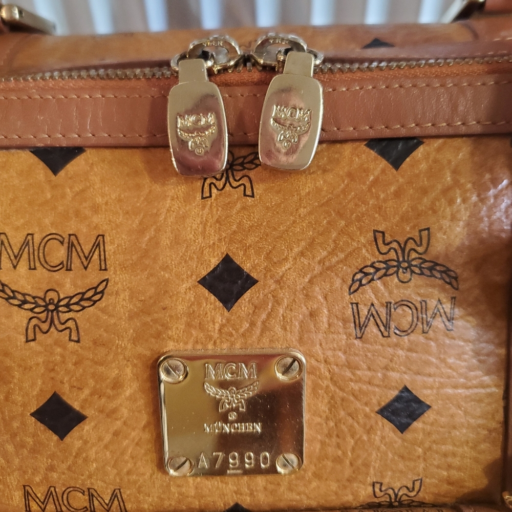 MCM Visetos Satchel in Cognac w/MCM Charm - Picture 3 of 17